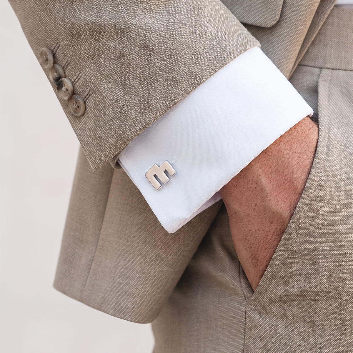 Cufflinks in Kufi