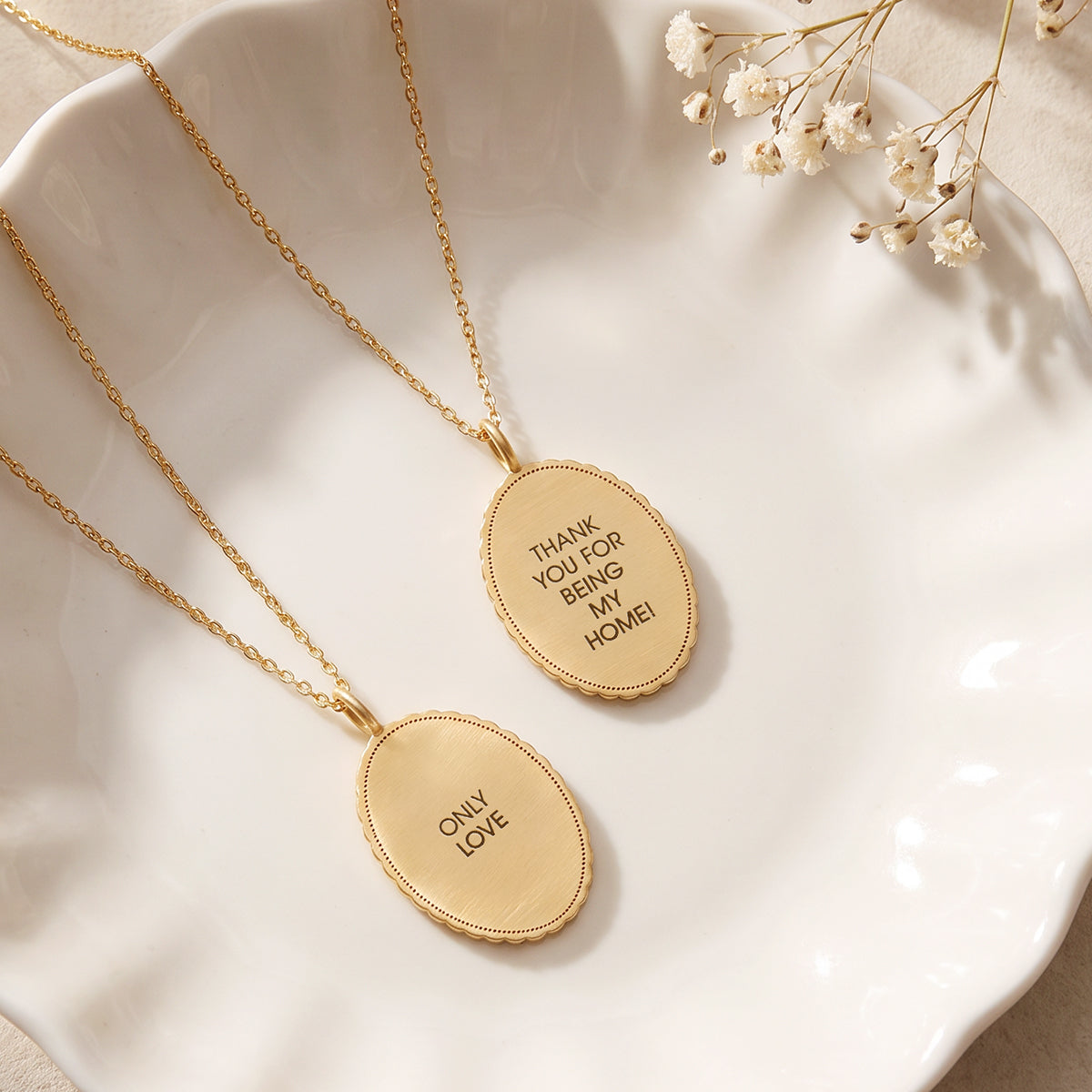 Oval Vintage Pendant